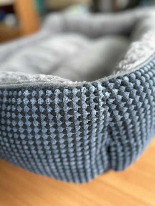 Затишний лежак для собак 80х60 см (розмір L)