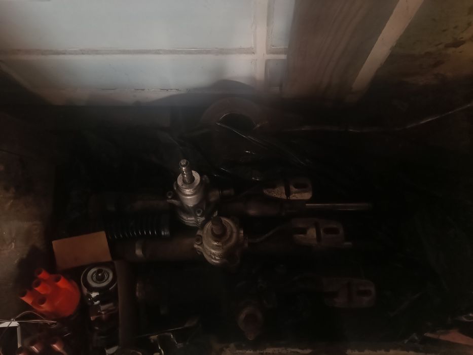 Запчастини ауді 80 б3