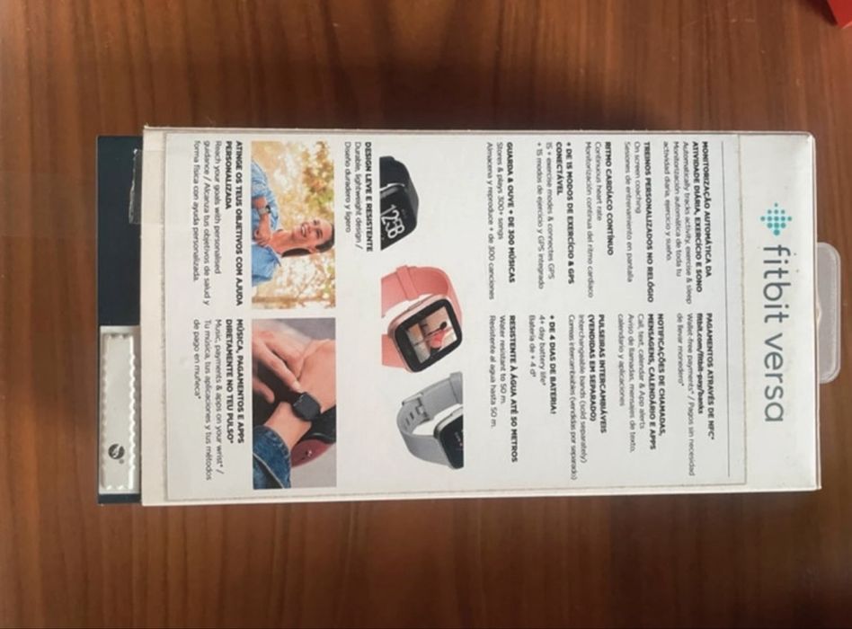 Fitbit Versa – Smartwatch rosa