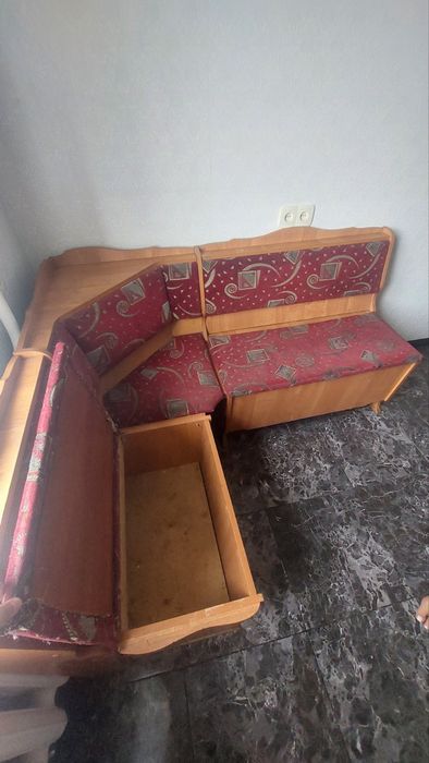 Продам кухонный уголок