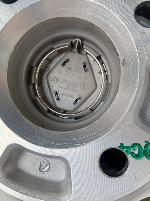 Нові Колеса R15/4/100+ R15/65/185 Semperit