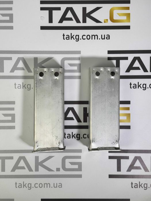 Кронштейн лонжерон підсилювача низ верх клики пятаки Tesla 3/Y шабля