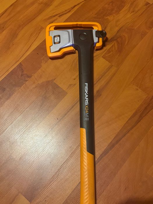 Siekiera Fiskars xm24M 60 cm