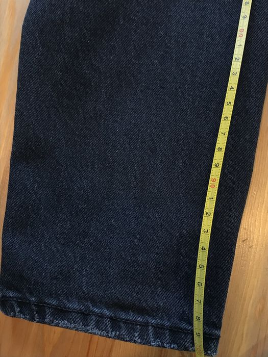 Jeansy czarne/ciemno-szare C&A z dziurami i haftem