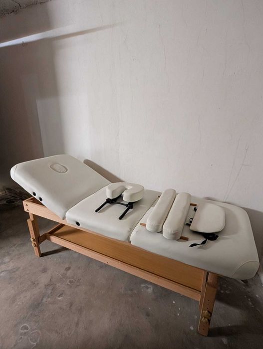 Marquesa fixa em madeira