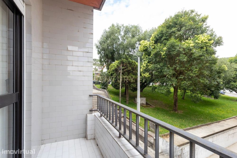 Apartamento T3 mobilado, para arrendamento