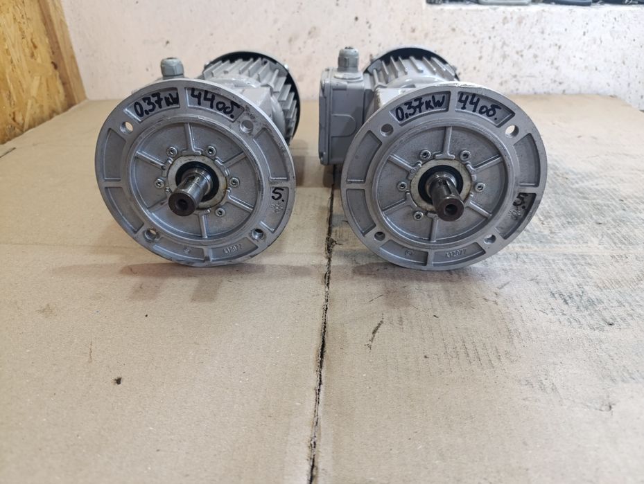 Мотор-редуктор 0,37 квт моторедуктор электродвигатель с редуктором