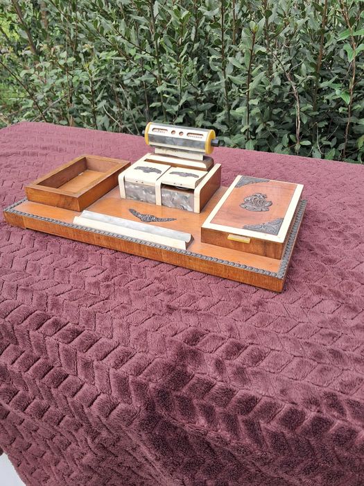 Tinteiro/organizador de mesa antigo.