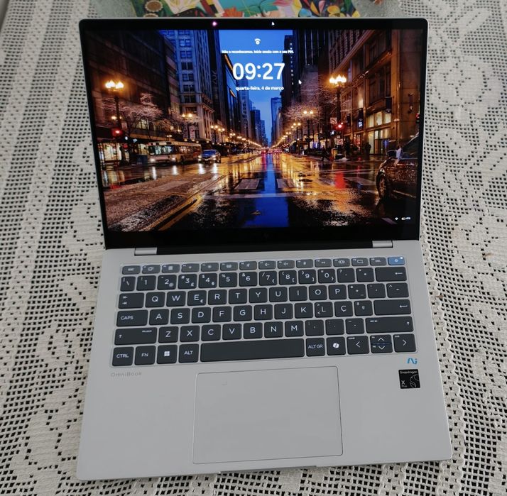 HP Omnibook X 14 AI - 1TB | Como novo | Com fatura e garantia ativa