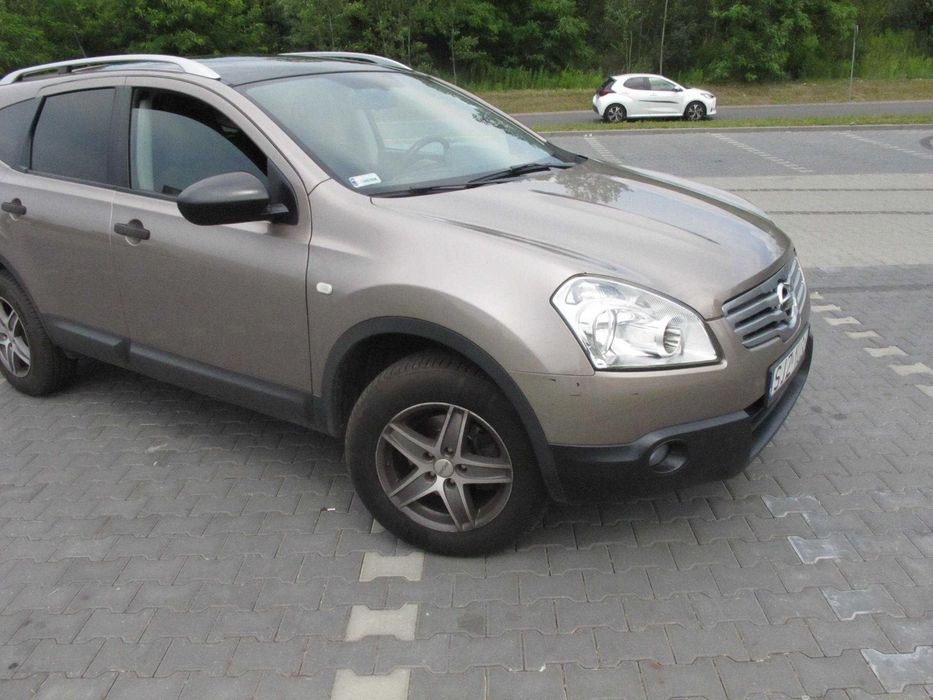 Nissan Qashqai+2