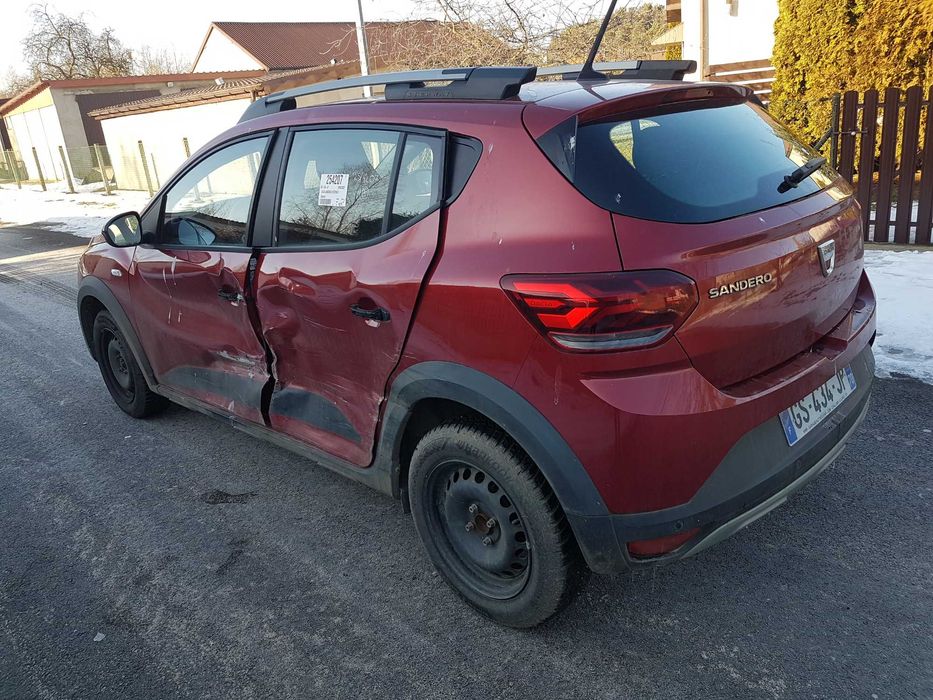 Dacia Sandero Stepway III 1,0 benzyna 2022 rok uszkodzona