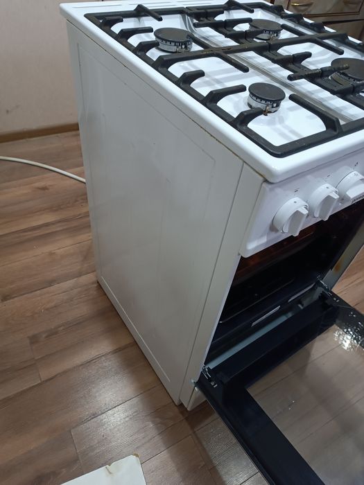 Газовая плита в хорошем состояннииии