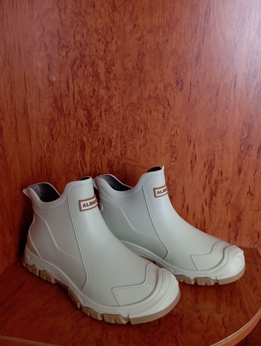 Полусапожки  резиновые 36 размер