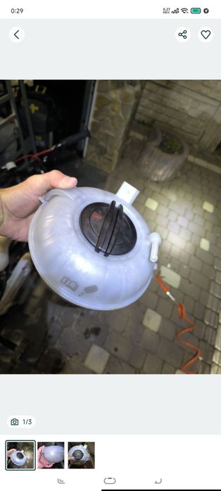 Молдінги на двері передні , бачок омивача, демферпасат б8