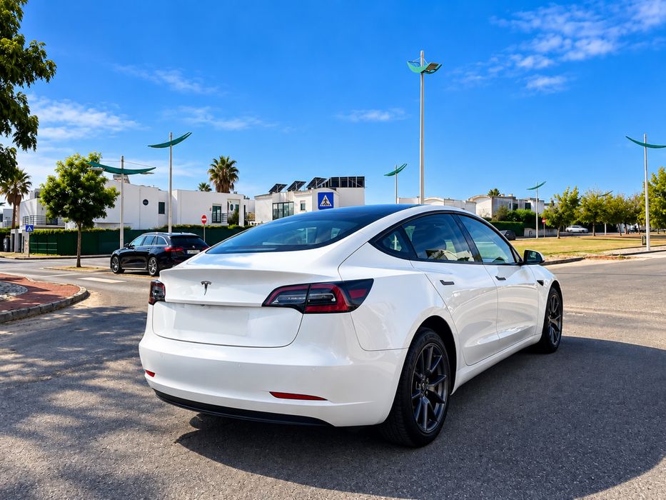 Tesla Model 3 2022 LFP Standard Range Plus
