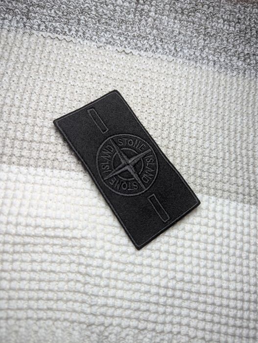 Sweterek Stone island
