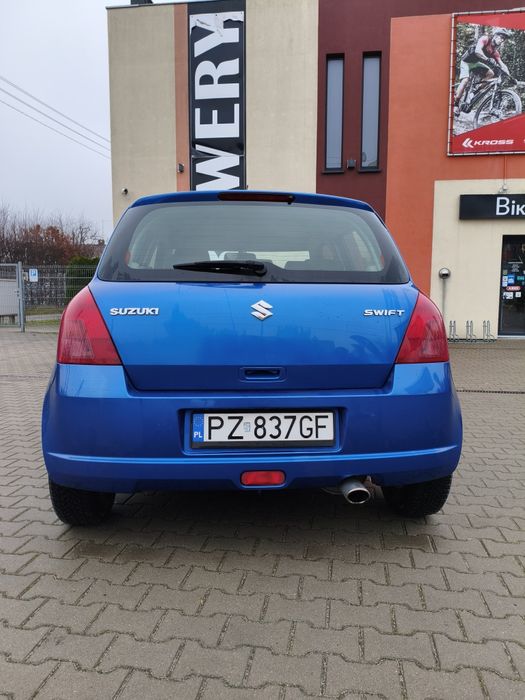 Suzuki Swift 1.3 benzyna  5 drzwi ekonomiczny klimatyzacja