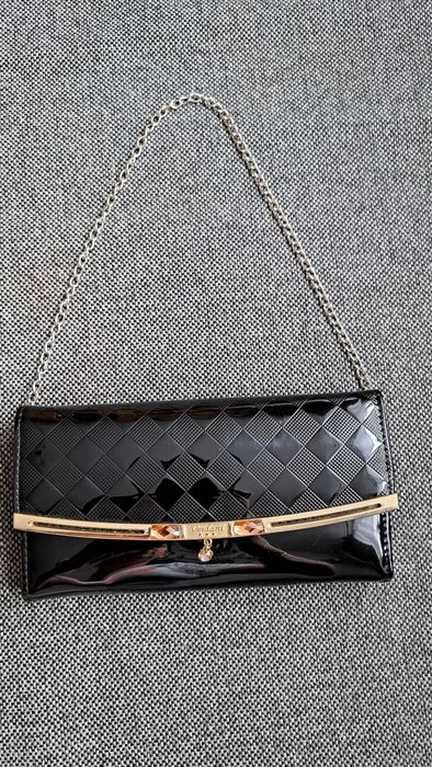 Nowy portfel-torebka lakierowany