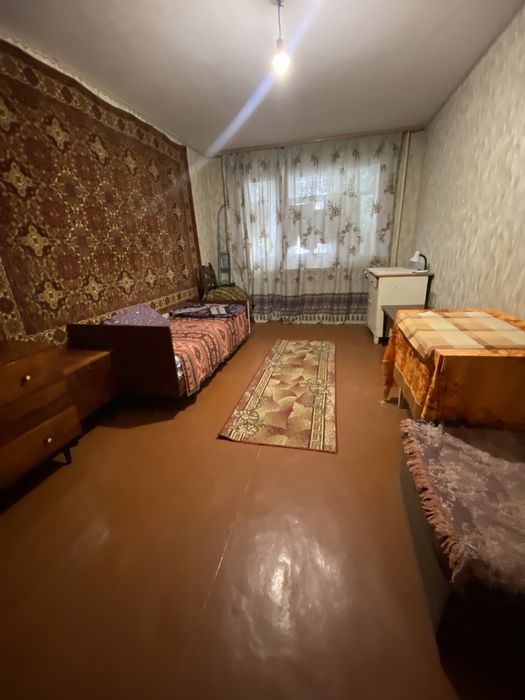 В продажу 3 кімнатна квартира