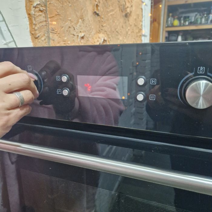 Варочьна Поверхня  Le Chef