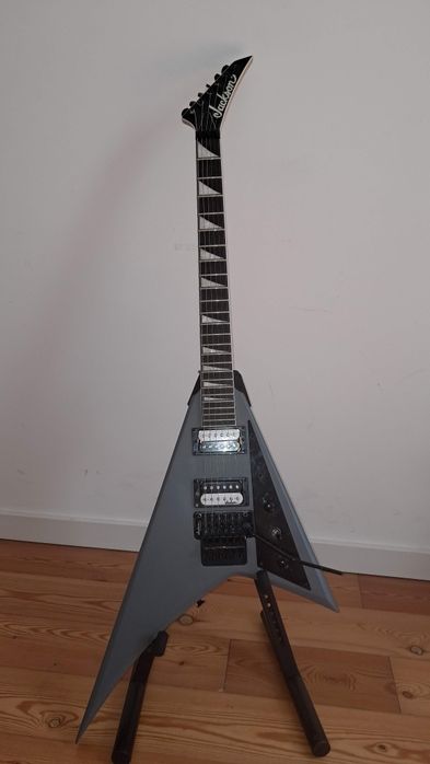 Jackson JS32 Rhoads AH SG muito nova