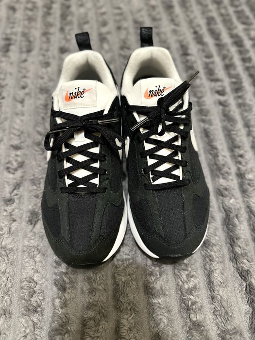 Фірмові кросівки Nike