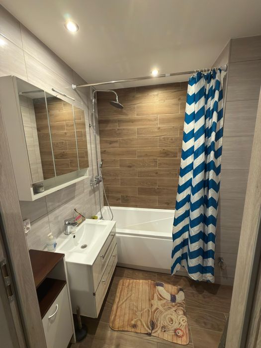 Wynajmę lub sprzedam 3 pokojowe mieszkanie w centrum Łazisk Górnych