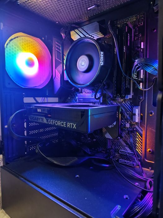 Komputer RTX5060