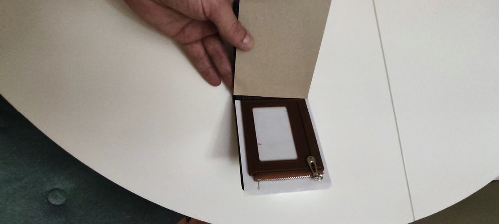 Carteira da marca DEABOLAR