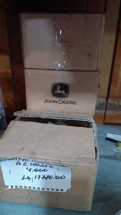 Корпус підшипника AZ100256 John Deere