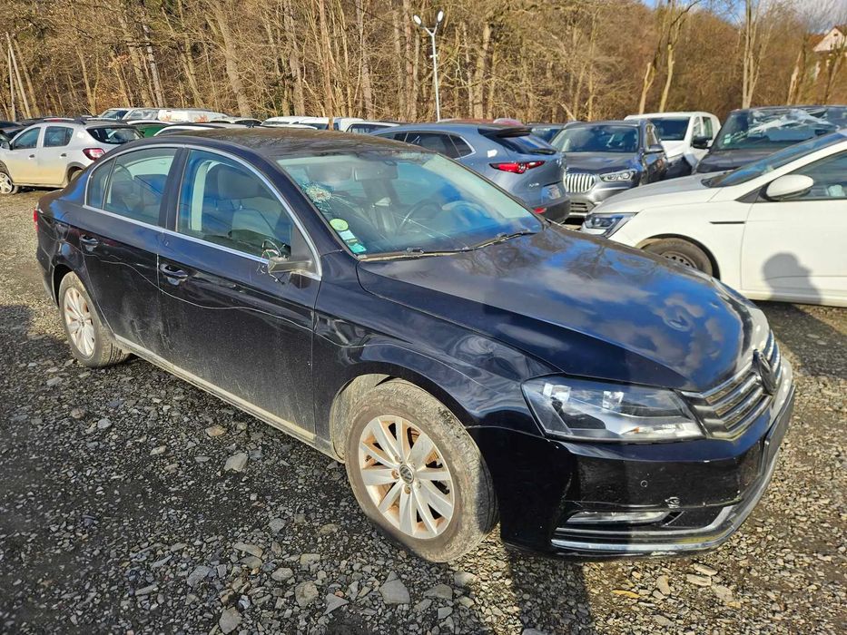 Volkswagen Passat 2.0 TDI 140kM 2013 rok uszkodzony Francja