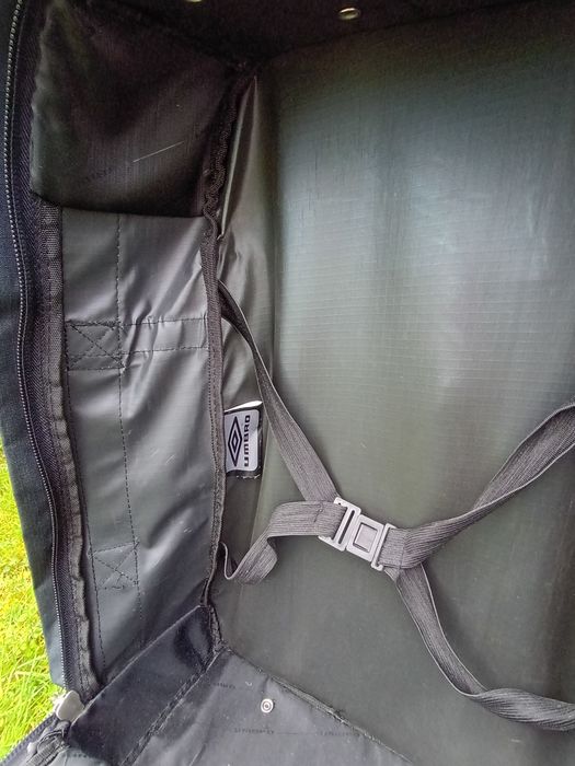 Torba sportowa podróżna plecak na kółkach umbro