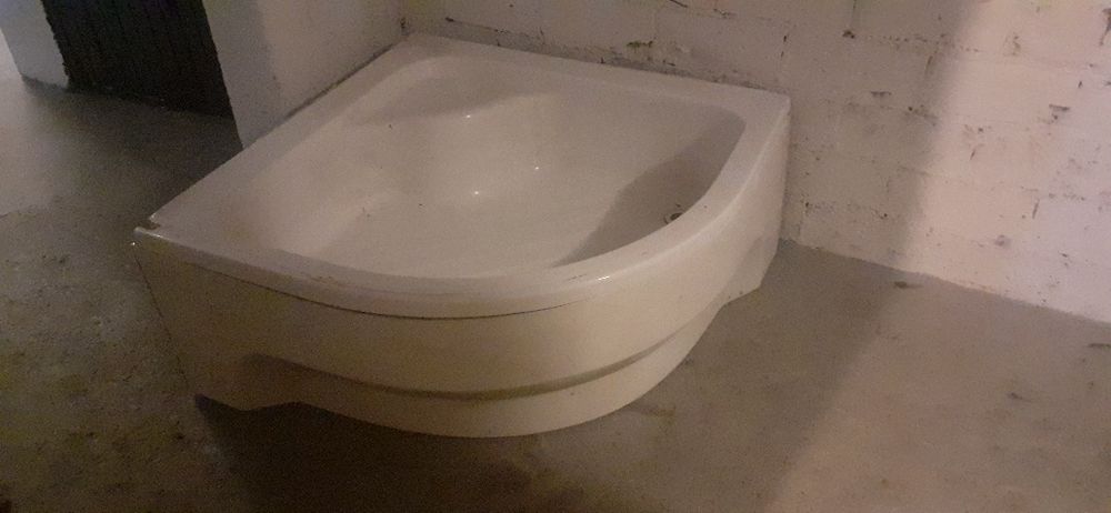 Kabina prysznicowa z brodzikiem