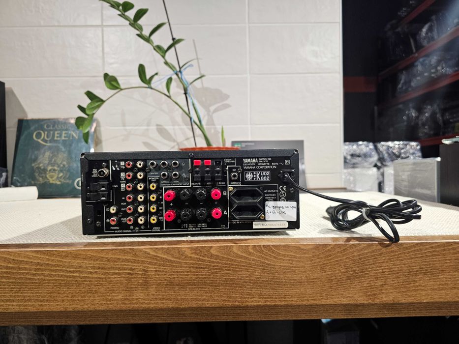 HI-FI ресивер Yamaha RX-V10