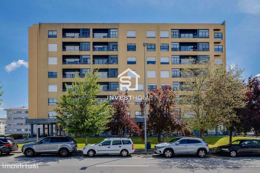 Apartamento T2 | Boas áreas | Varanda | 2 Lugares Garagem — Cidade Da Maia, Porto