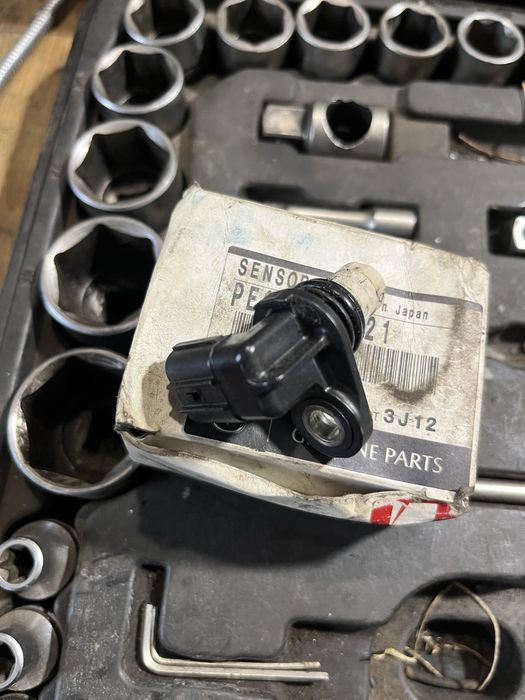 Дачик положення коленвалу мазда 2.2 дізель