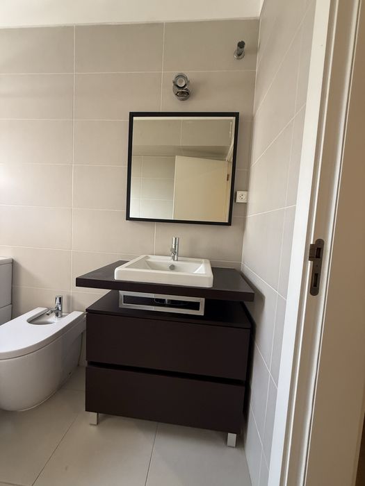 Conjunto Móvel de Casa de banho e Espelho