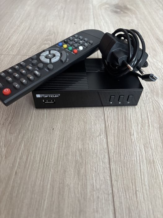 Telewizor Funai LT6-M32BB - 32" + dekoder 2 generacji Opticum lite DVB