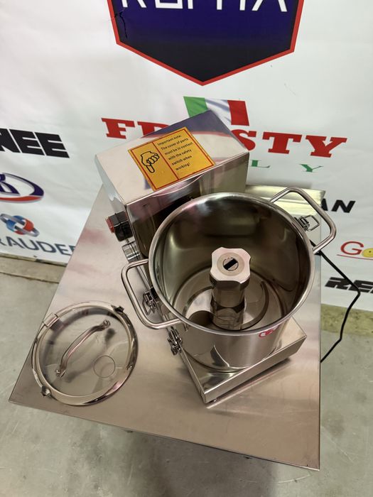 Кутер-Куттер Reednee MCT-6 Італія!