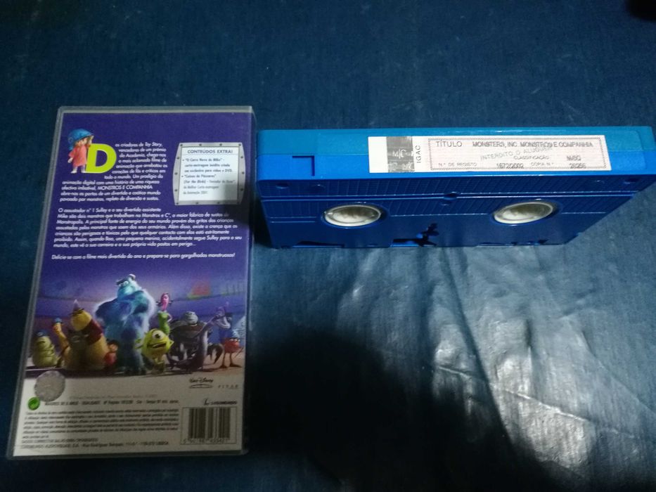 Monsters INC - Monstros e Companhia VHS (áudio Português)