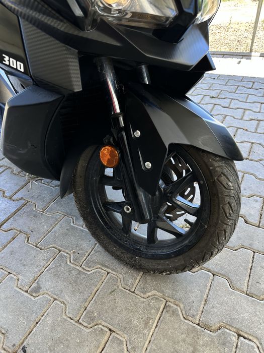 SYM Cruisym 300 (2018) | 33.000 km
