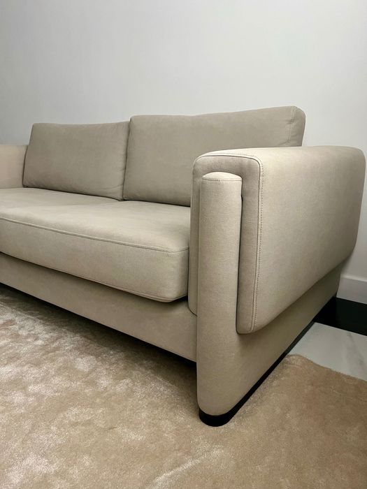 Sofá bege J. Barbosa