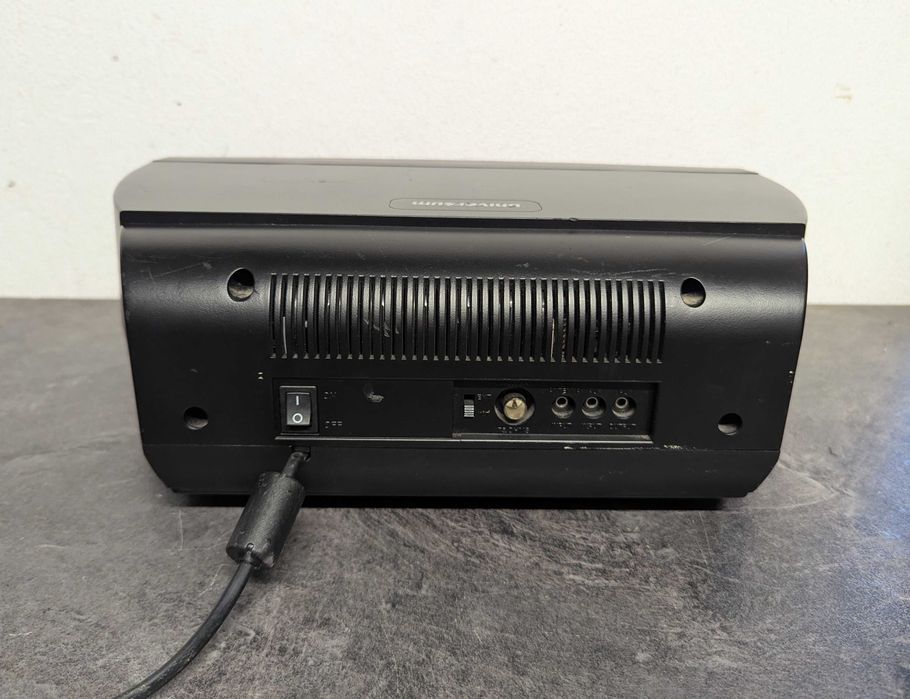 Universum VTC-CD 3070. Аудіосистема 2.1
