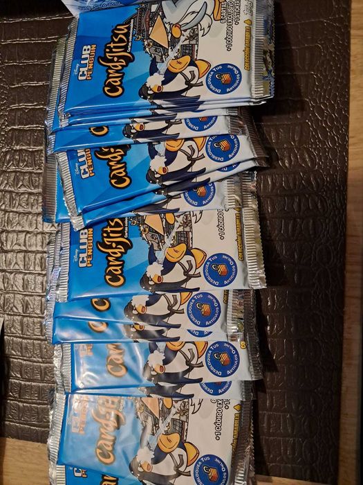 Topps Club Penguin Card-Jitsu Series 3 2009 Box x2 (Wersja hiszpańska)
