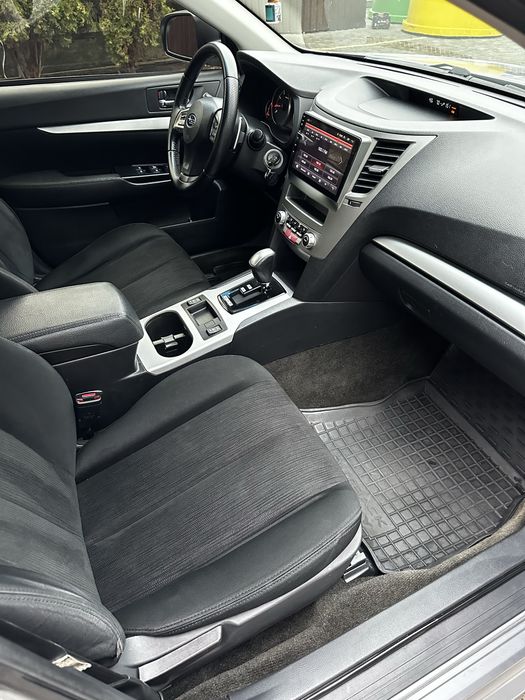 Subaru Legacy 2012