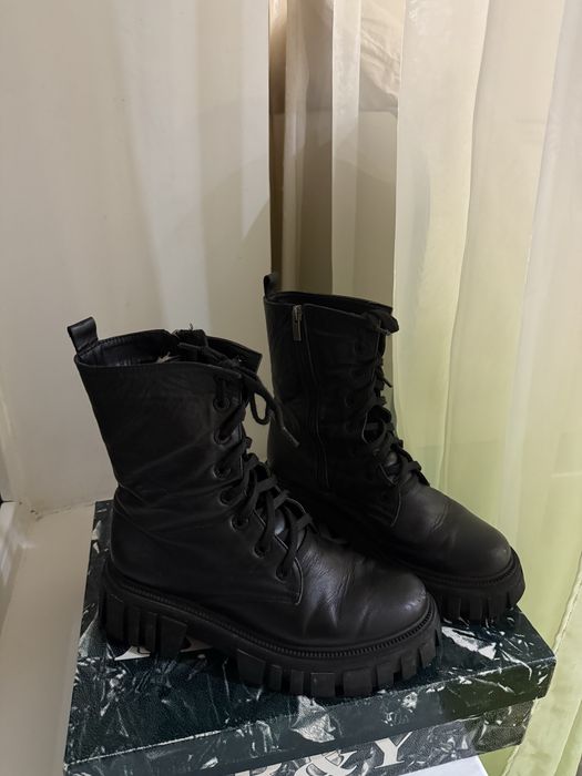 Зимові жіночі шкіряні черевики