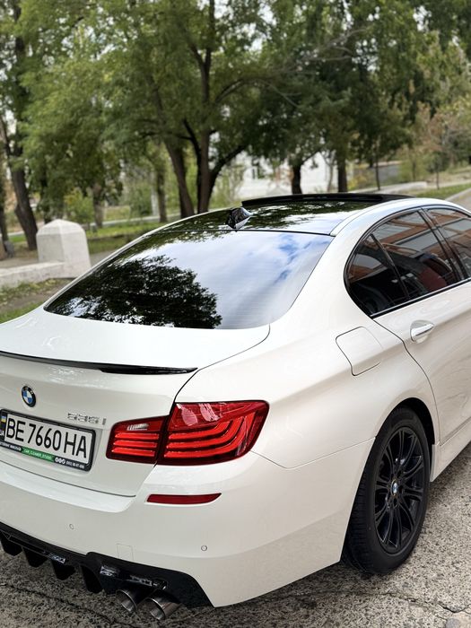 Продам () BMW f10 (FL)
