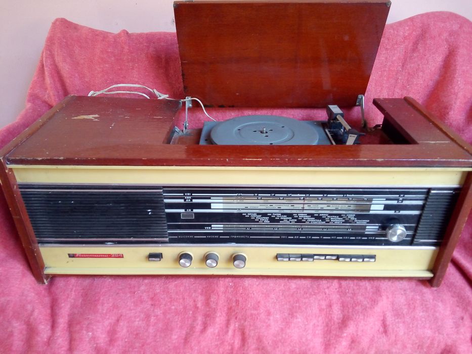 Радиолла Кантата-204 СССР
