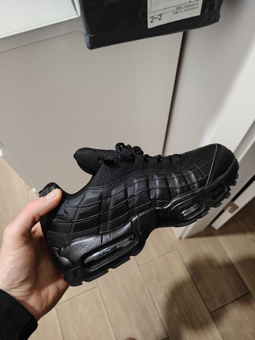 QUALQUER sneaker por 35€