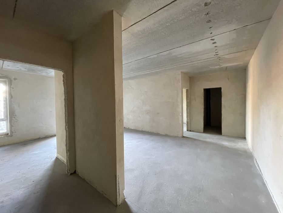 Продаж двох кімнатної квартири в ЖК Долішній Крихівці